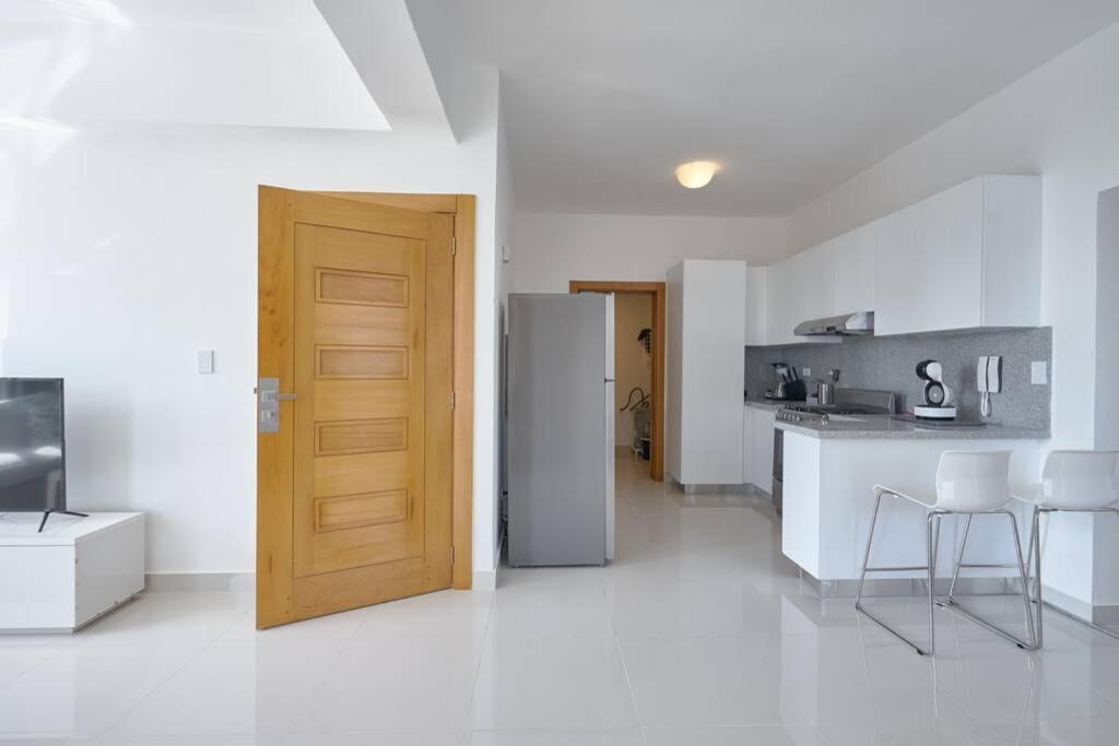 Escape Apartments, Balcony, Pool & Gym In La Julia Santo Domingo Exterior foto