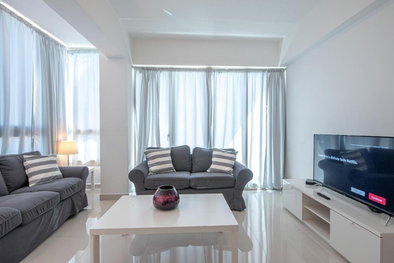 Escape Apartments, Balcony, Pool & Gym In La Julia Santo Domingo Exterior foto